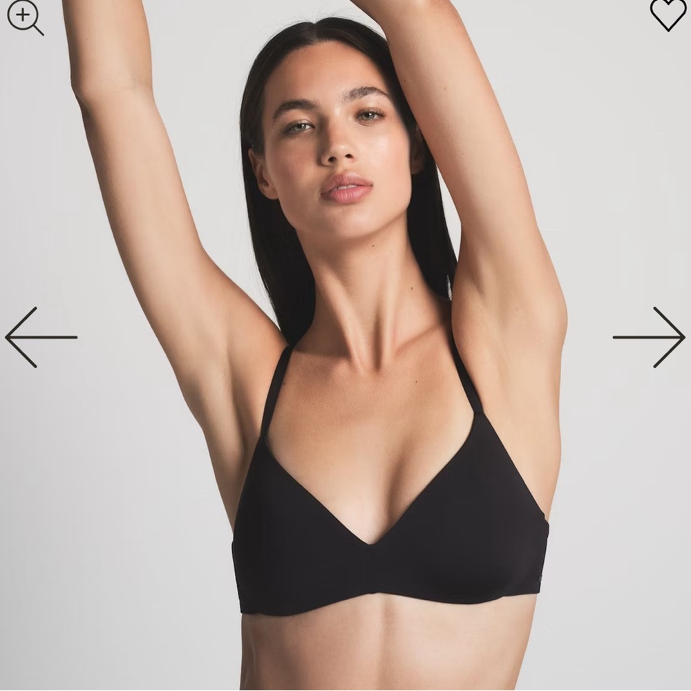 skims WIRELESS FORM PUSH-UP PLUNGE BRA onyx 34A
